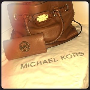 Michael Kors tote and wallet